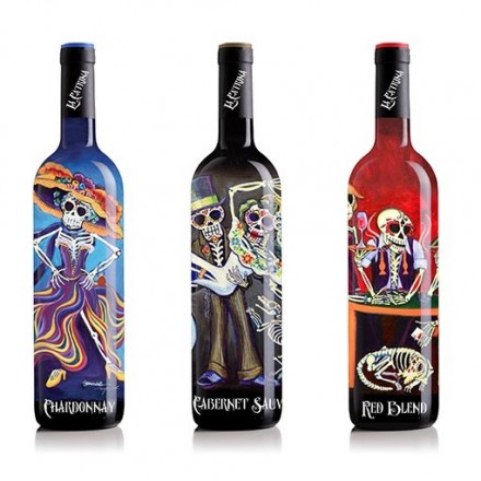 What do a skeleton in a dress, digital printing technique and USA wine market have in common?