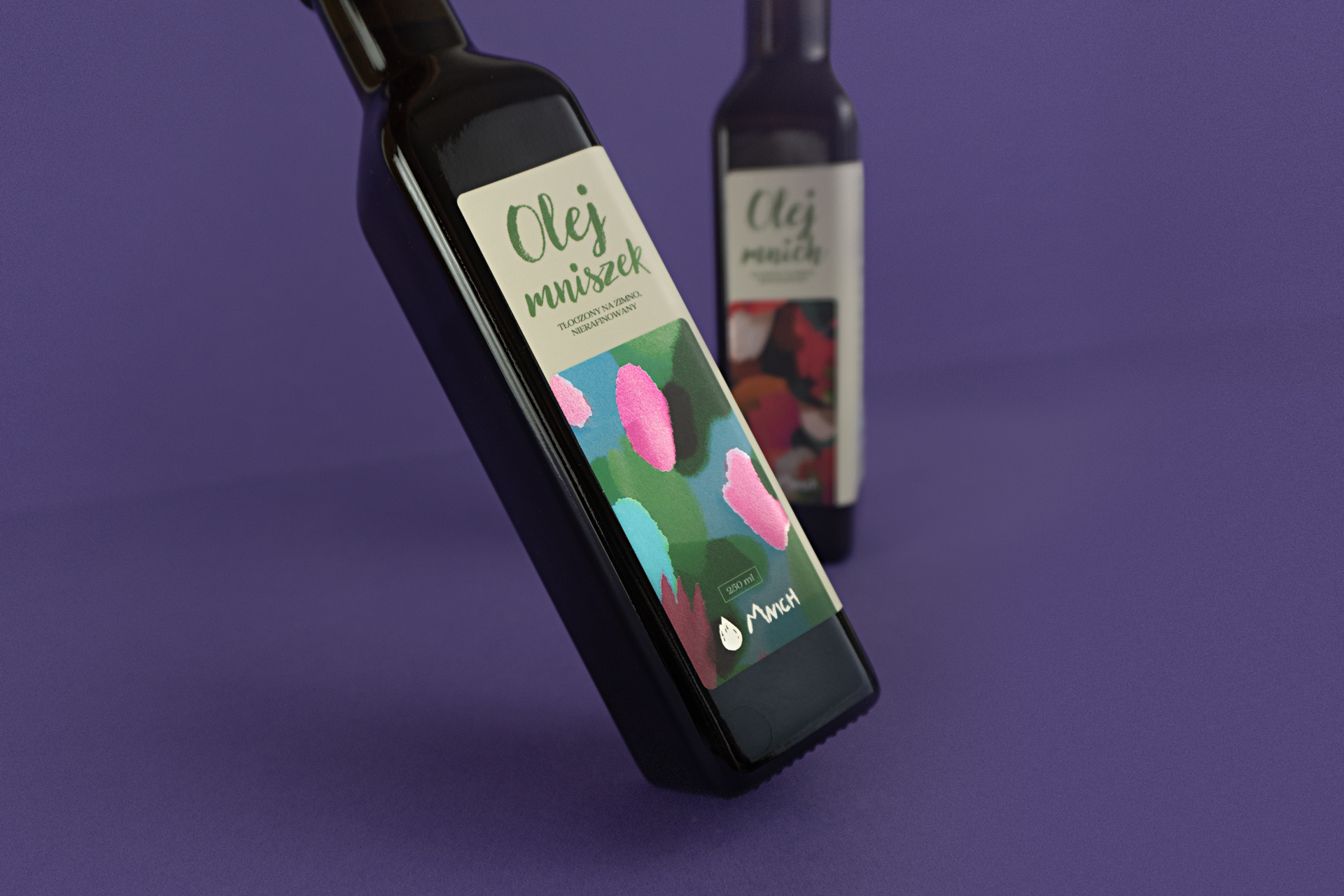 Self-adhesive labels for oils – case study of HP Indigo printing